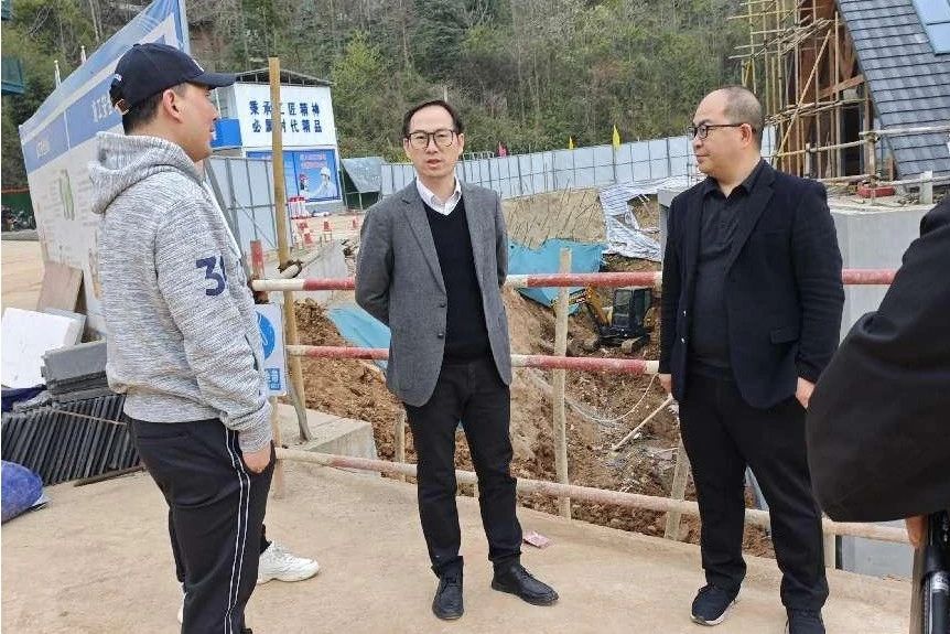 子公司动态 | 继光湖文旅公司负责人谢英杰一行考察调研县域周边民宿市场
